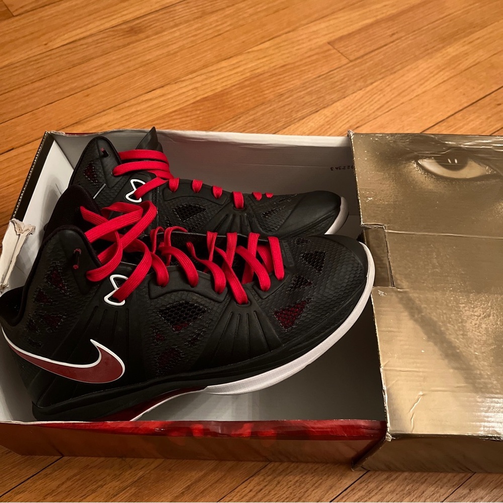 NIKE LEBRON 8 P.S. BLACK-SPORT RED-WHITE SZ 11.5